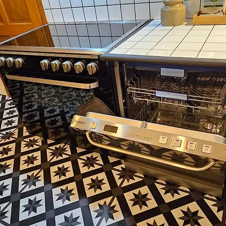 Proche Valenciennes - Maison 180 M2 Dans Dependances Chateau *