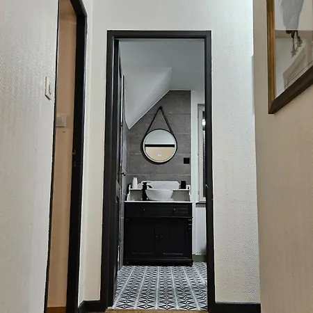 Proche Valenciennes - Maison 180 M2 Dans Dependances Chateau Famars